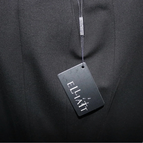 NWT- Elliatt Dresses Elliatt Energy High Neck Dress Size Medium - Picture 10 of 11